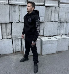 руни перемоги, костюм,футер